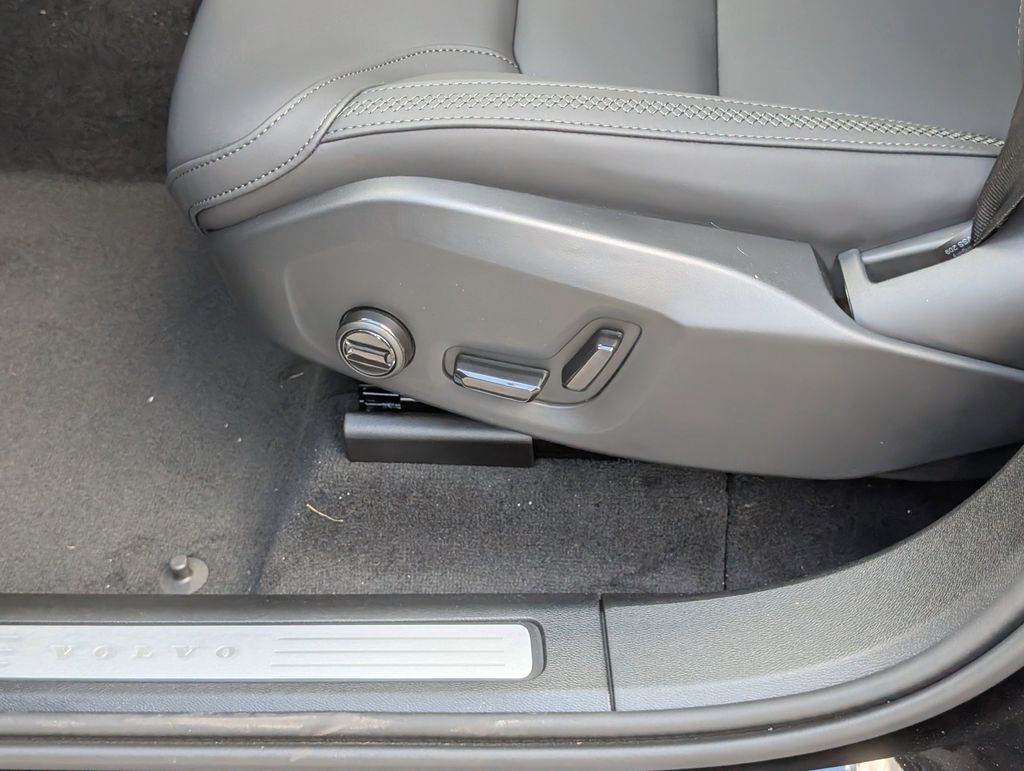 2026 Volvo XC60 B5 Plus Hunt Valley MD