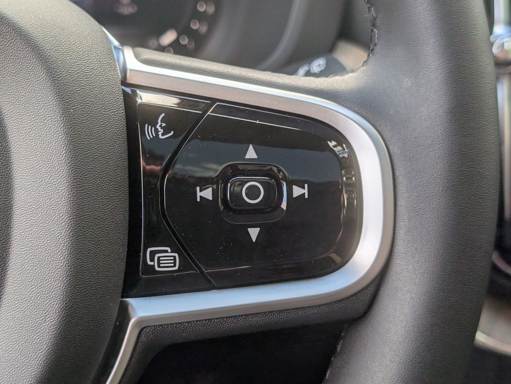 2026 Volvo XC60 B5 Plus Hunt Valley MD