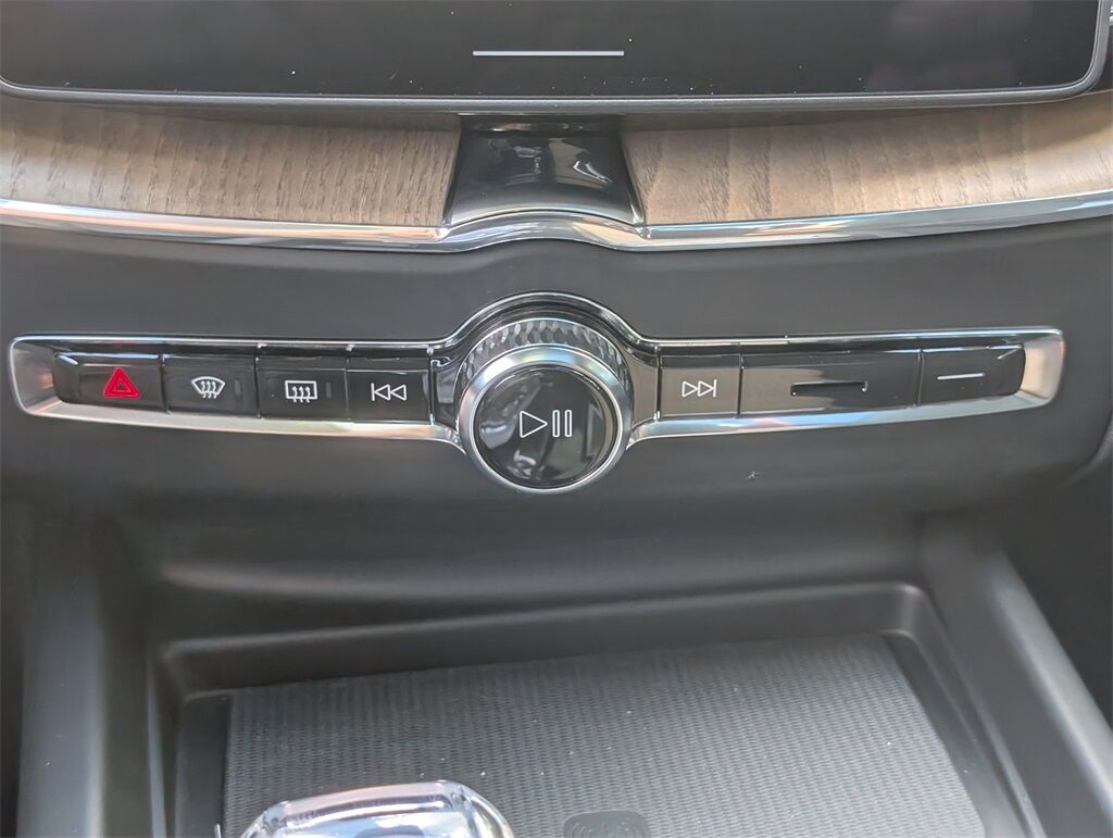 2026 Volvo XC60 B5 Plus Hunt Valley MD