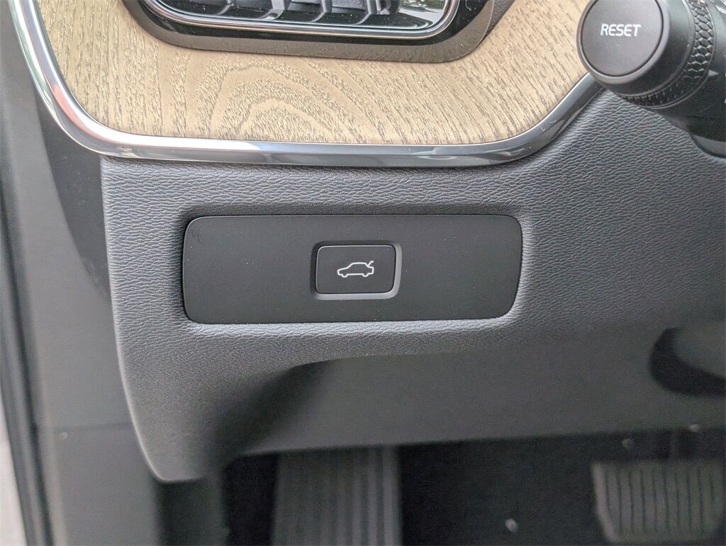 2026 Volvo XC60 B5 Plus Hunt Valley MD