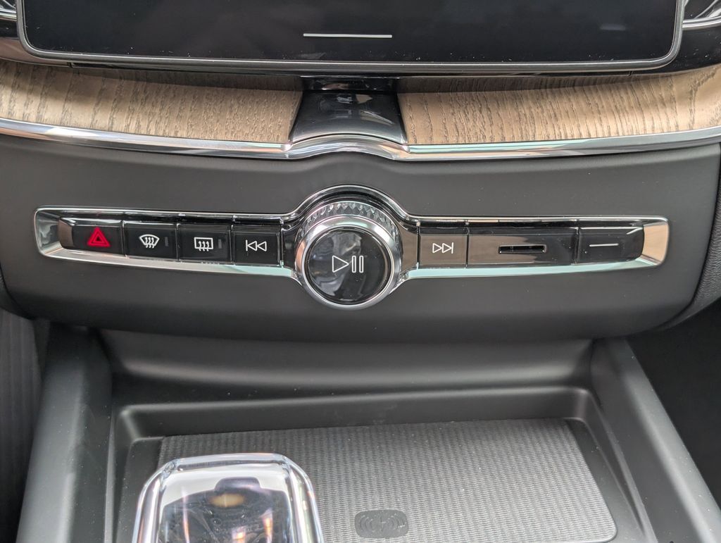 2026 Volvo XC60 B5 Plus Hunt Valley MD