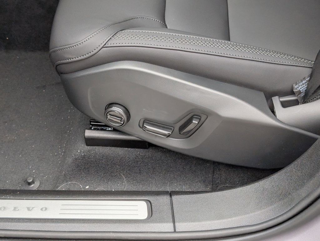 2026 Volvo XC60 B5 Plus Hunt Valley MD