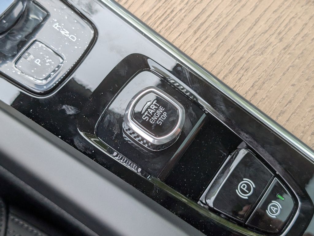 2026 Volvo XC60 B5 Plus Hunt Valley MD