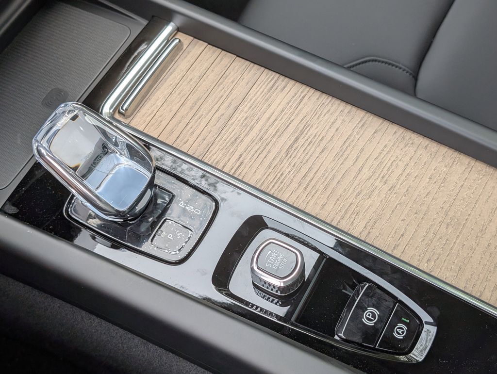 2026 Volvo XC60 B5 Plus Hunt Valley MD