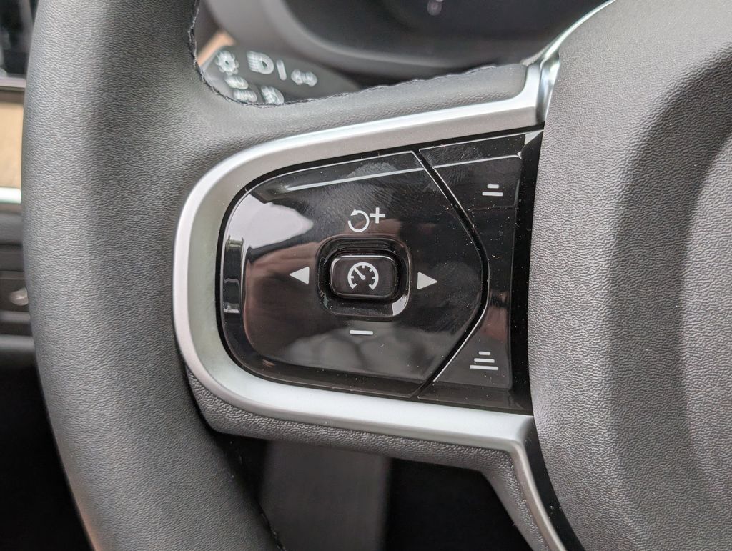 2026 Volvo XC60 B5 Plus Hunt Valley MD