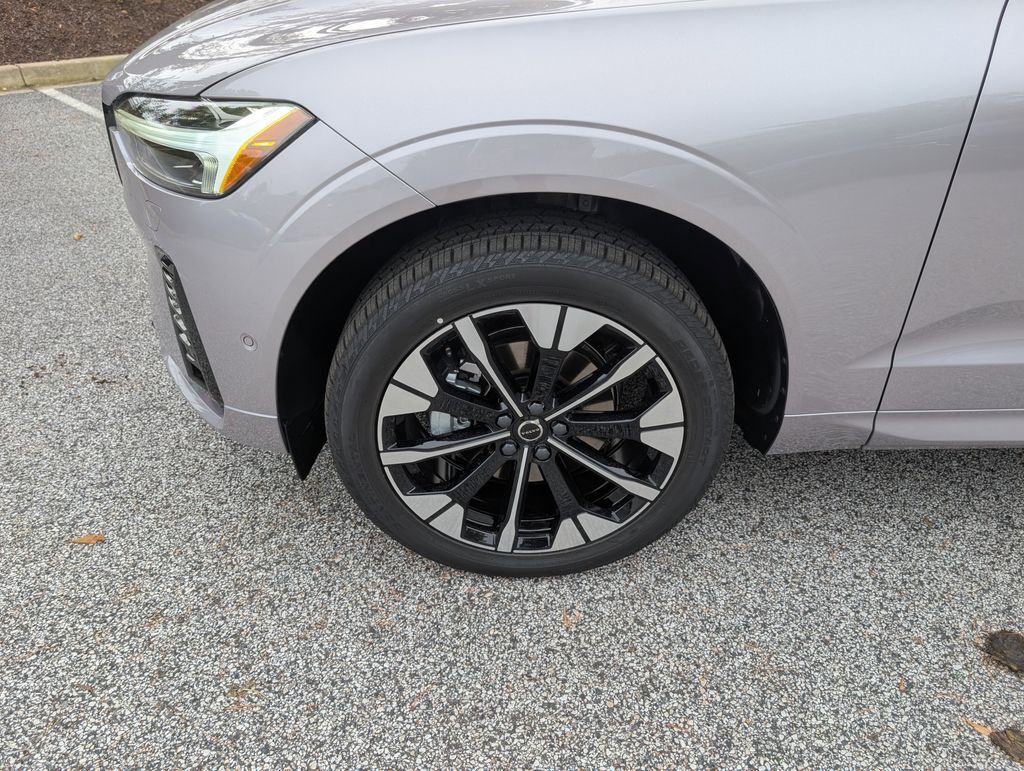2026 Volvo XC60 B5 Plus Hunt Valley MD