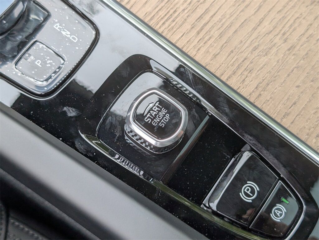 2026 Volvo XC60 B5 Plus Hunt Valley MD