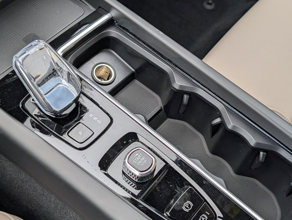 2026 Volvo XC60 B5 Plus Hunt Valley MD