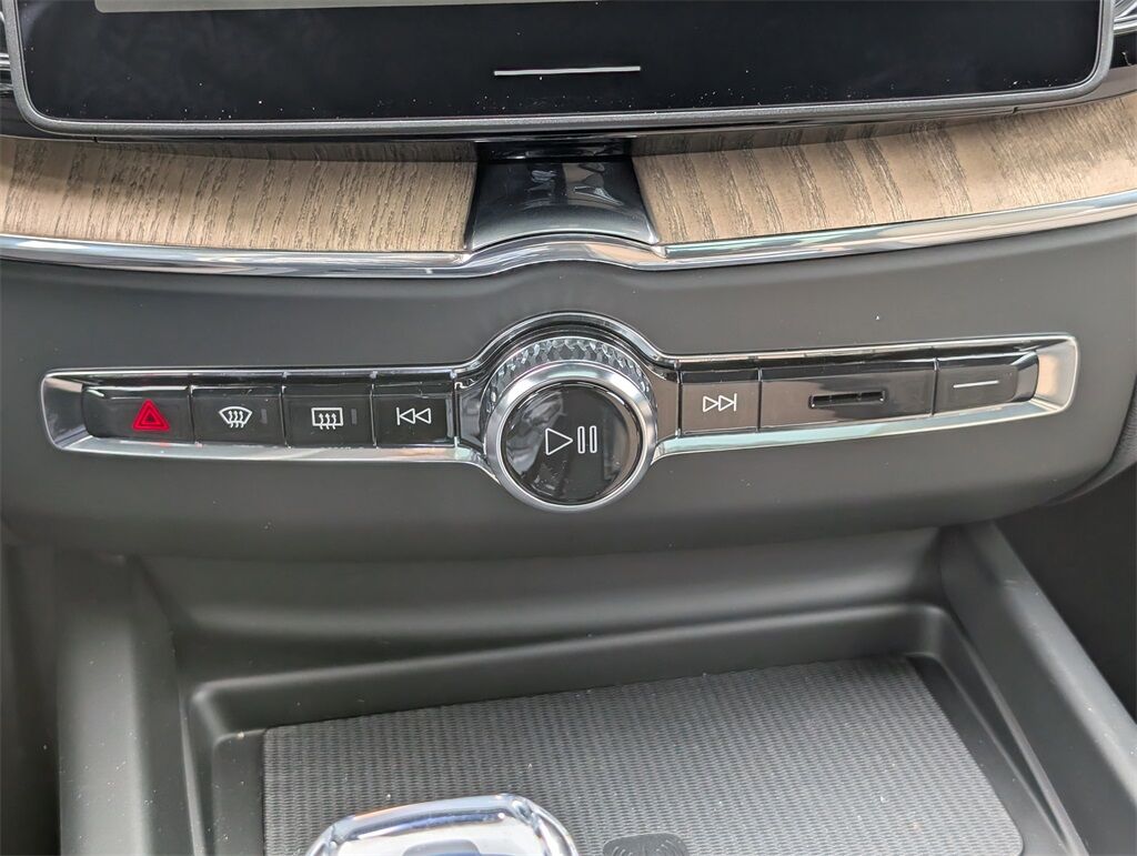 2026 Volvo XC60 B5 Plus Hunt Valley MD