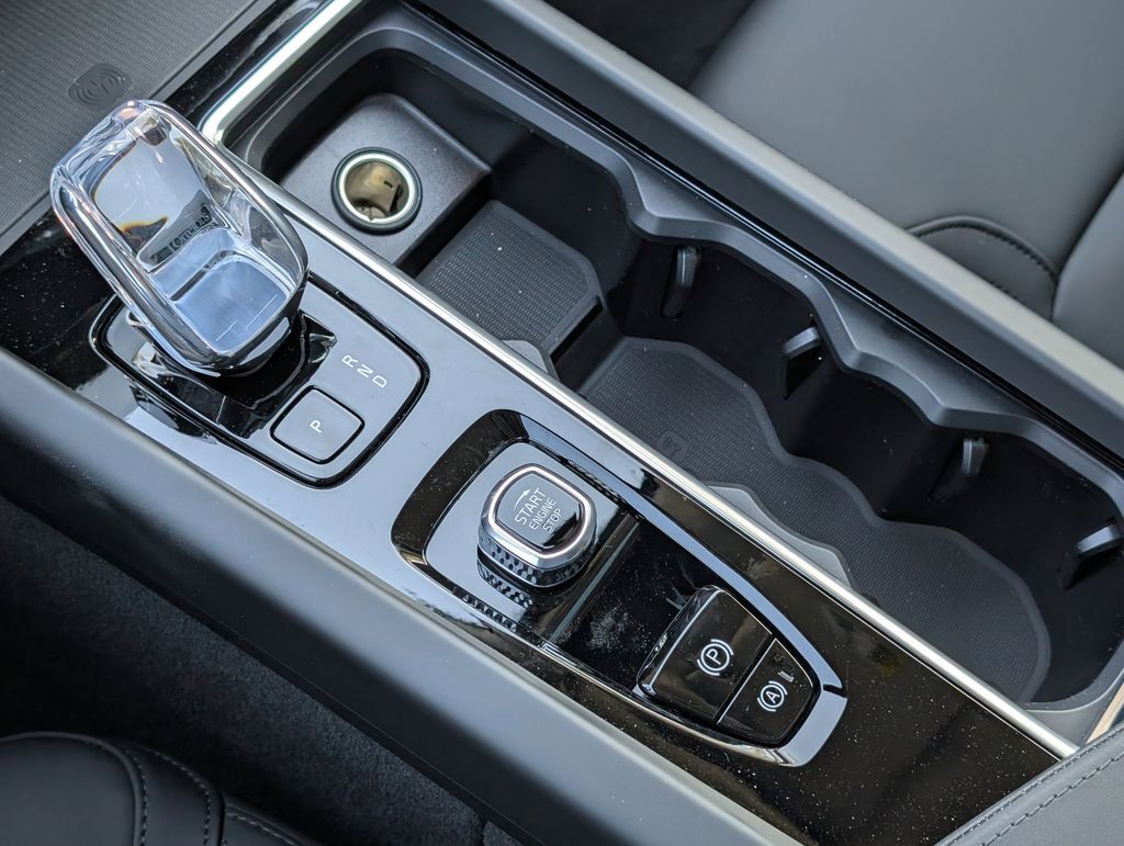 2026 Volvo XC60 B5 Plus Hunt Valley MD