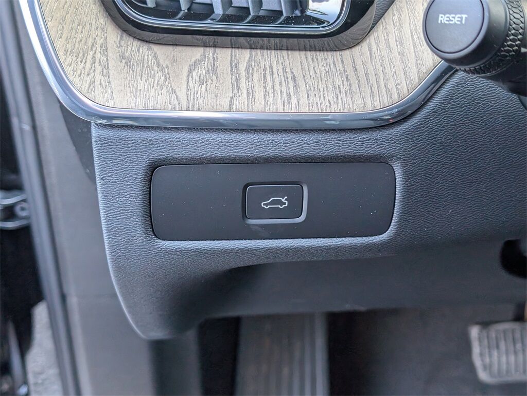 2026 Volvo XC60 B5 Plus Hunt Valley MD