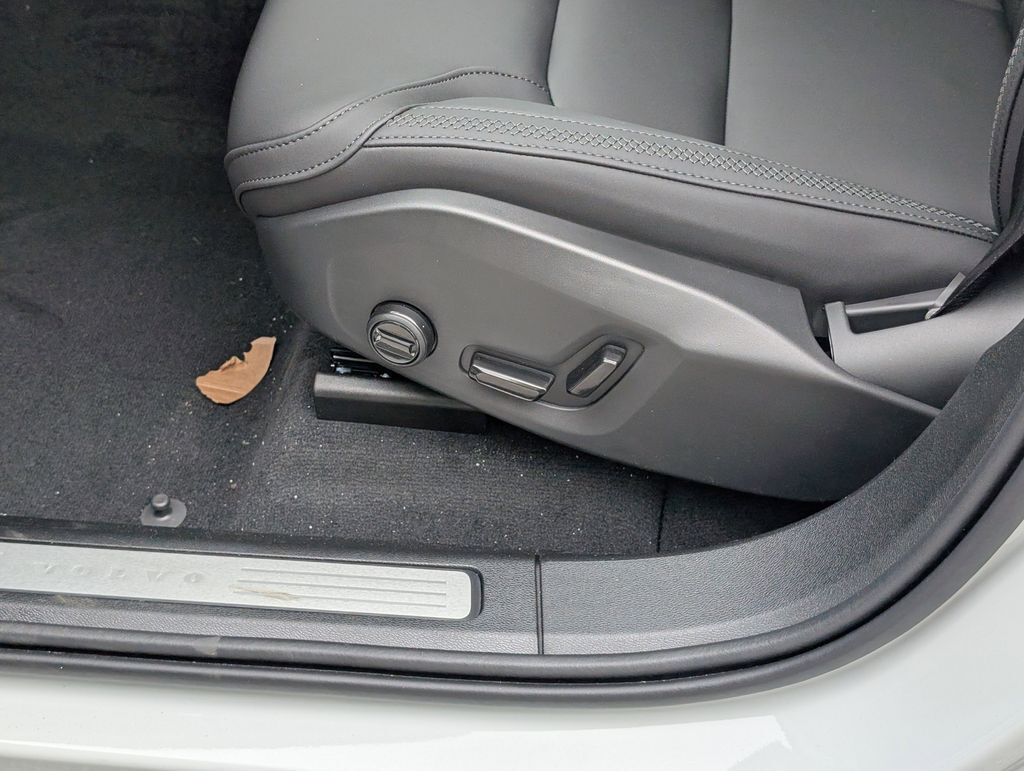 2026 Volvo XC60 B5 Plus Hunt Valley MD