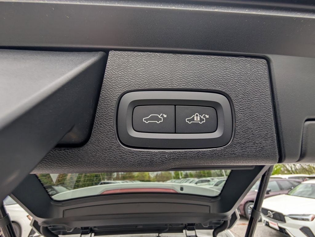 2026 Volvo XC60 B5 Plus Hunt Valley MD