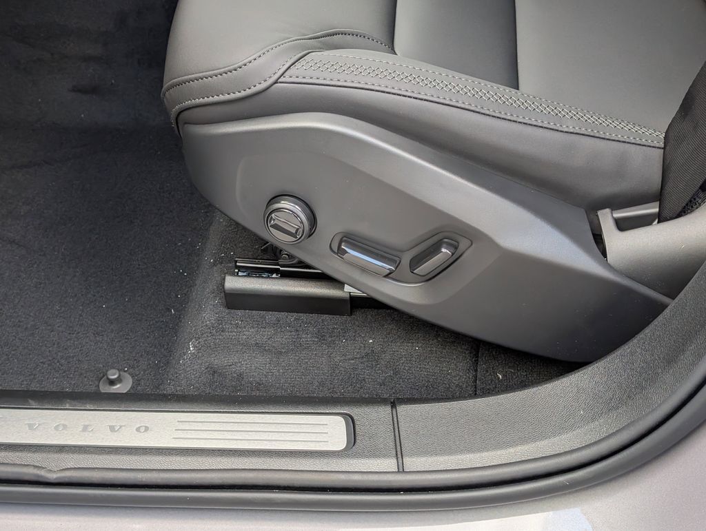 2026 Volvo XC60 B5 Plus Hunt Valley MD