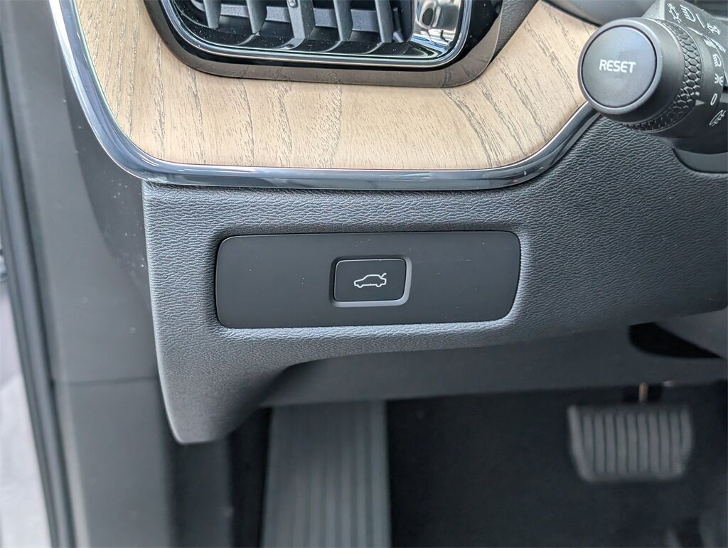 2026 Volvo XC60 B5 Plus Hunt Valley MD