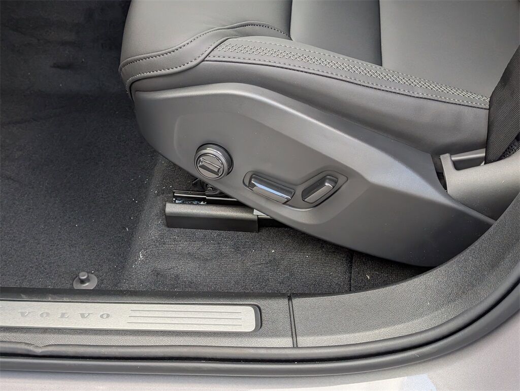 2026 Volvo XC60 B5 Plus Hunt Valley MD