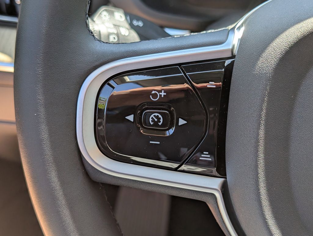 2026 Volvo XC60 B5 Plus Hunt Valley MD