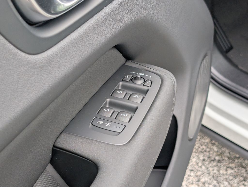 2026 Volvo XC60 B5 Plus Hunt Valley MD