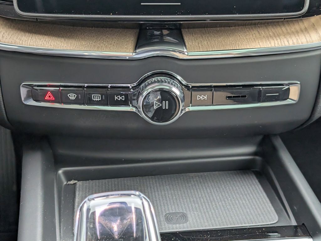 2026 Volvo XC60 B5 Plus Hunt Valley MD