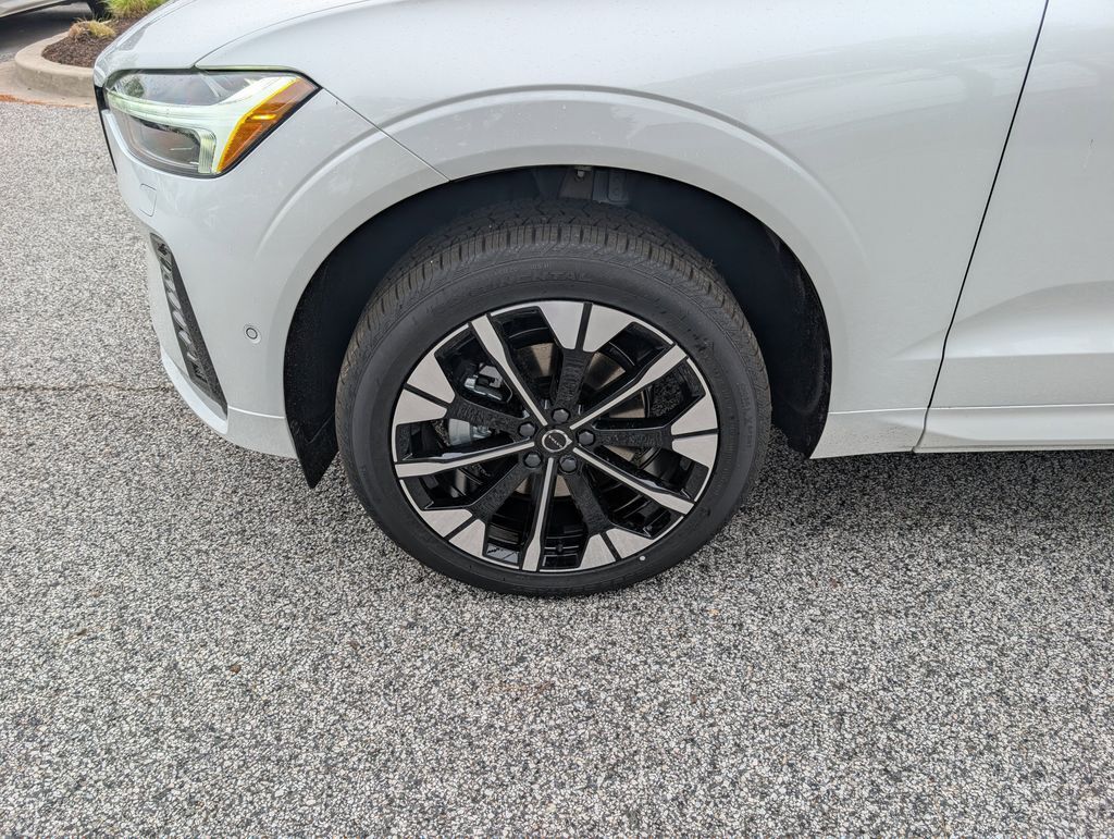 2026 Volvo XC60 B5 Plus Hunt Valley MD