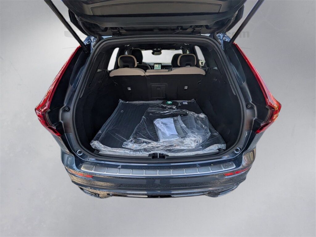 2026 Volvo XC60 B5 Plus Hunt Valley MD