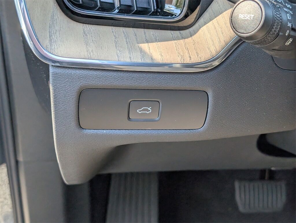 2026 Volvo XC60 B5 Plus Hunt Valley MD