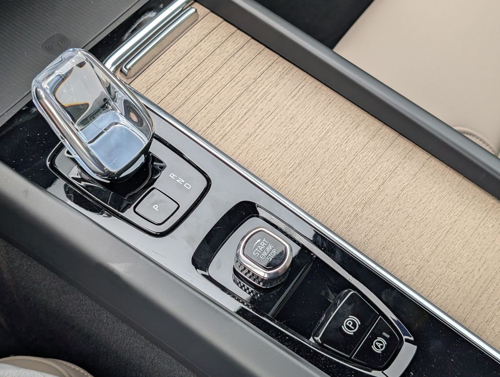 2026 Volvo XC60 B5 Plus Hunt Valley MD