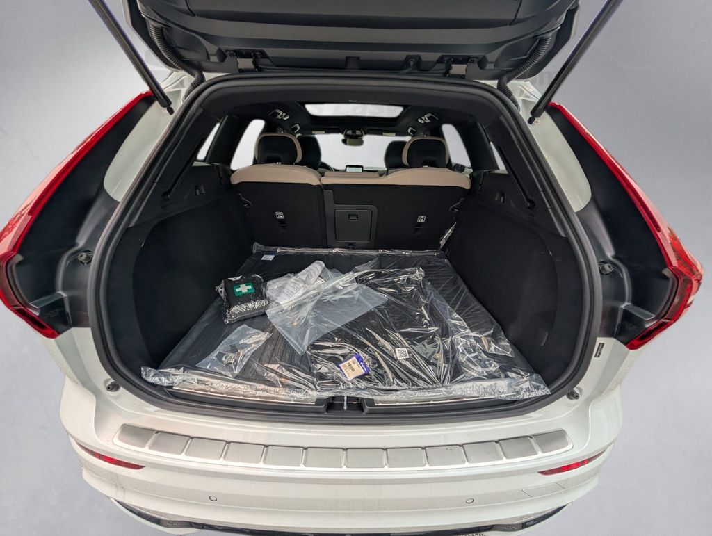 2026 Volvo XC60 B5 Plus Hunt Valley MD