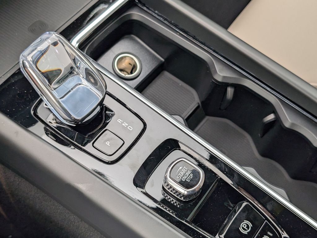2026 Volvo XC60 B5 Plus Hunt Valley MD