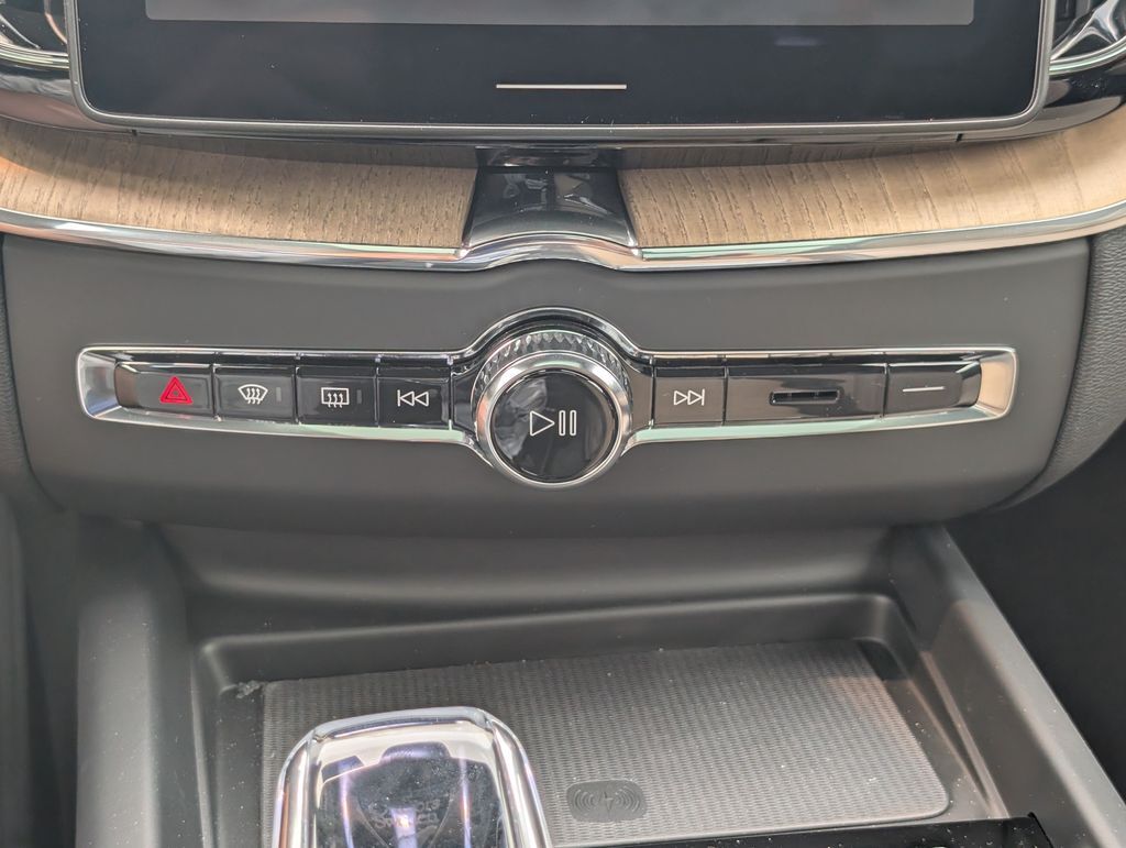 2026 Volvo XC60 B5 Plus Hunt Valley MD
