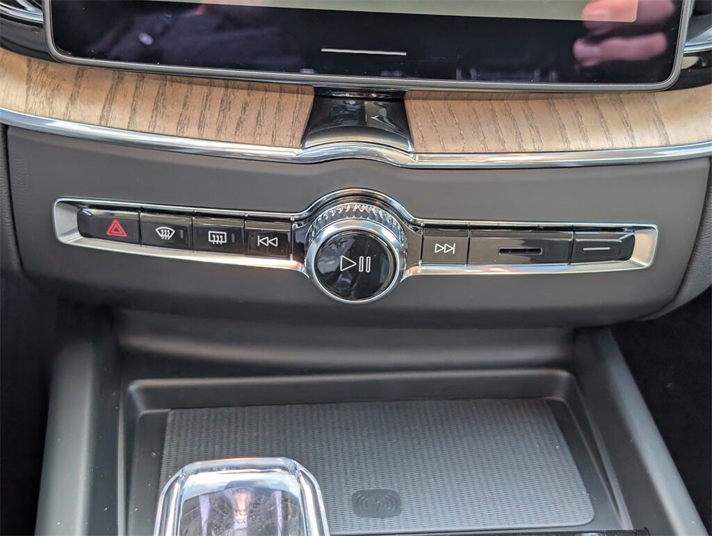 2026 Volvo XC60 B5 Plus Hunt Valley MD