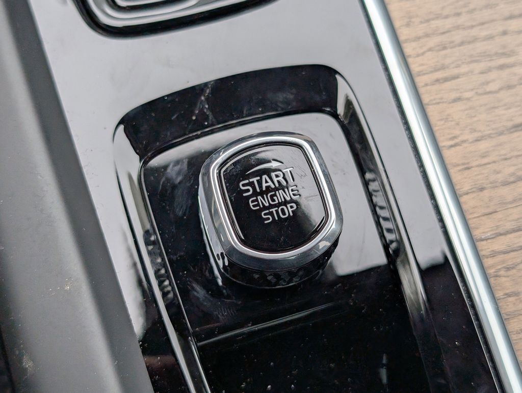 2026 Volvo XC60 B5 Plus Hunt Valley MD