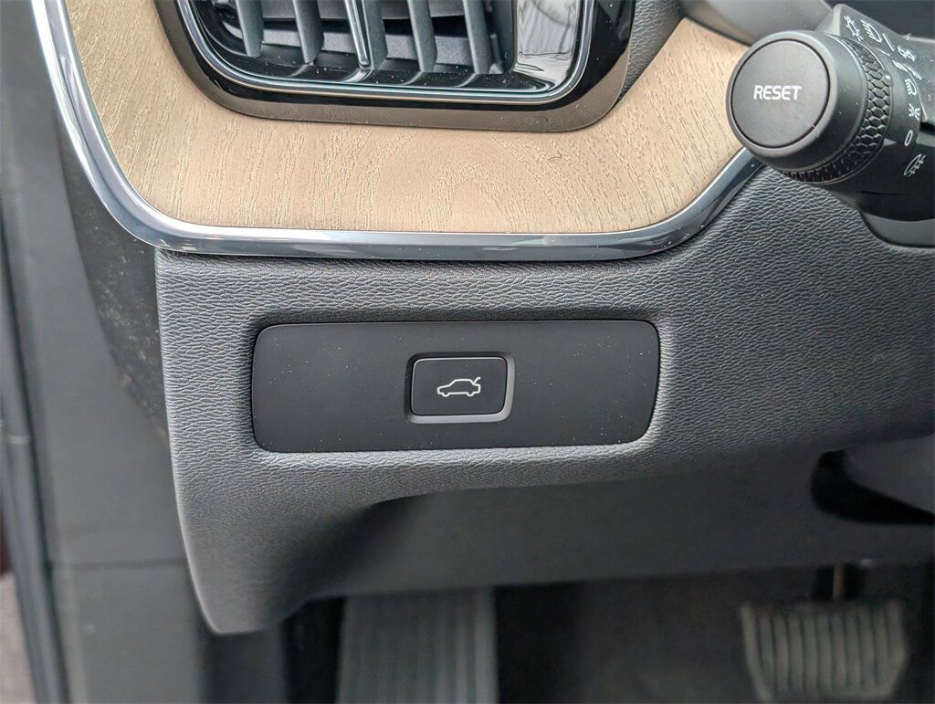 2026 Volvo XC60 B5 Plus Hunt Valley MD