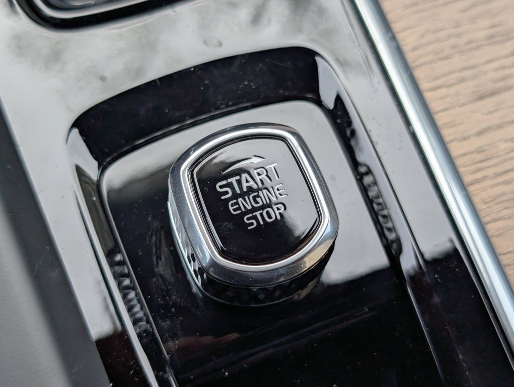 2026 Volvo XC60 B5 Plus Hunt Valley MD