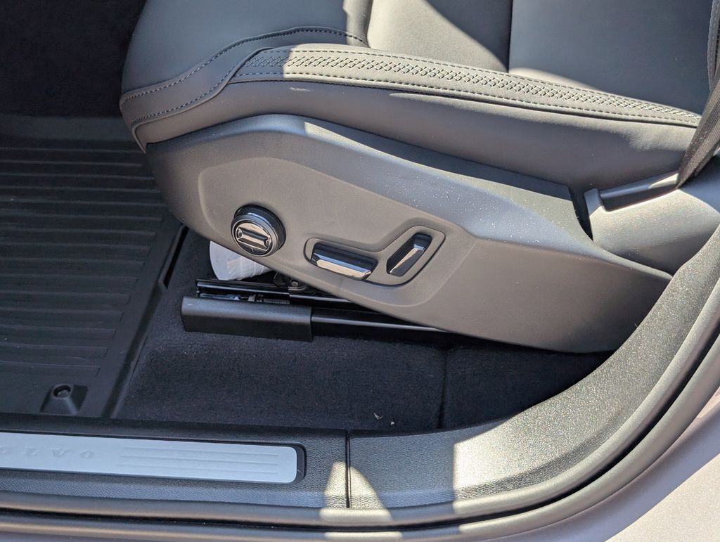 2026 Volvo XC60 B5 Plus Hunt Valley MD