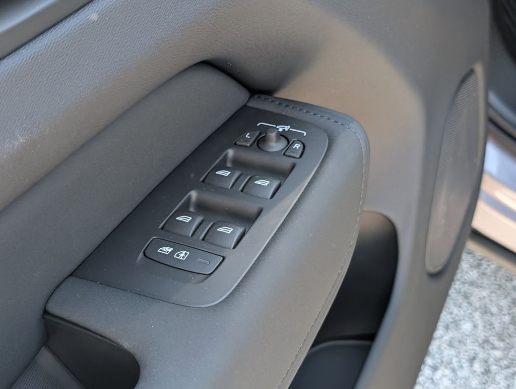 2026 Volvo XC60 B5 Plus Hunt Valley MD