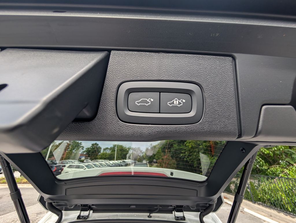 2026 Volvo XC60 B5 Plus Hunt Valley MD