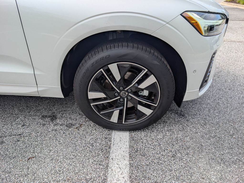 2026 Volvo XC60 B5 Plus Hunt Valley MD