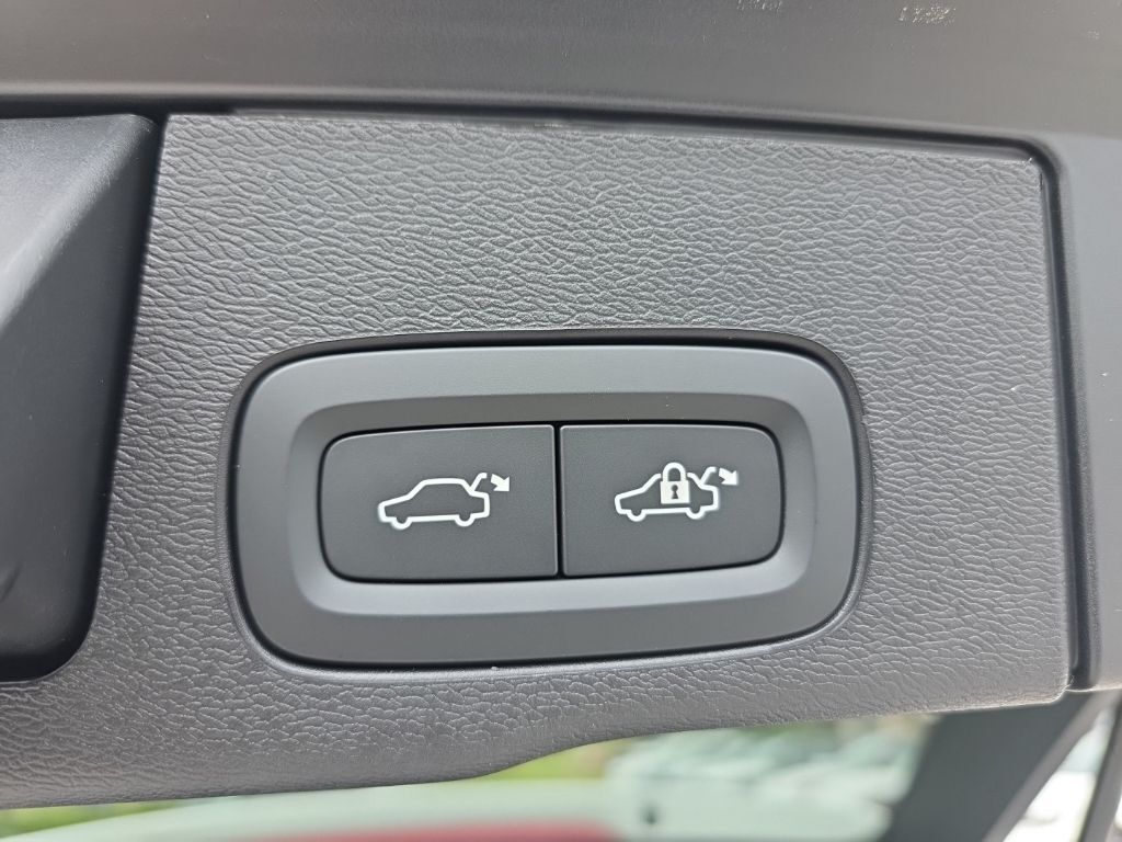 2026 Volvo XC60 B5 Plus Hunt Valley MD