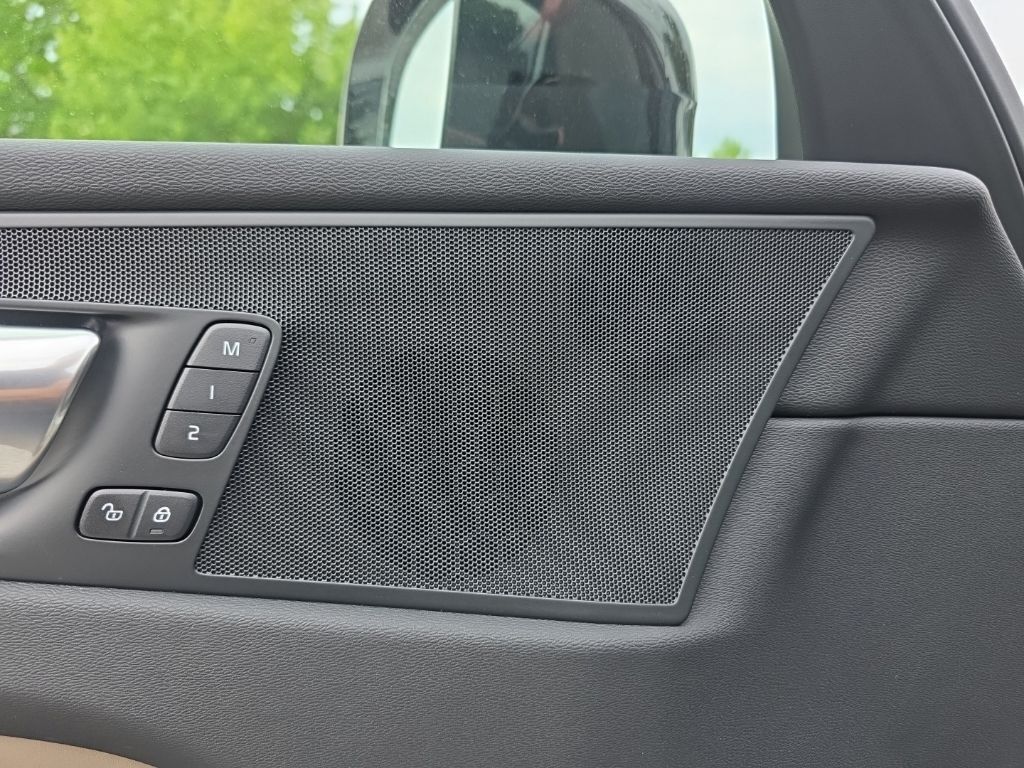2026 Volvo XC60 B5 Plus Hunt Valley MD