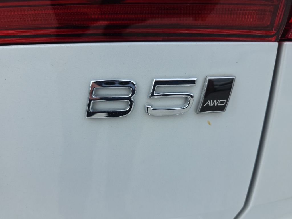 2026 Volvo XC60 B5 Plus Hunt Valley MD
