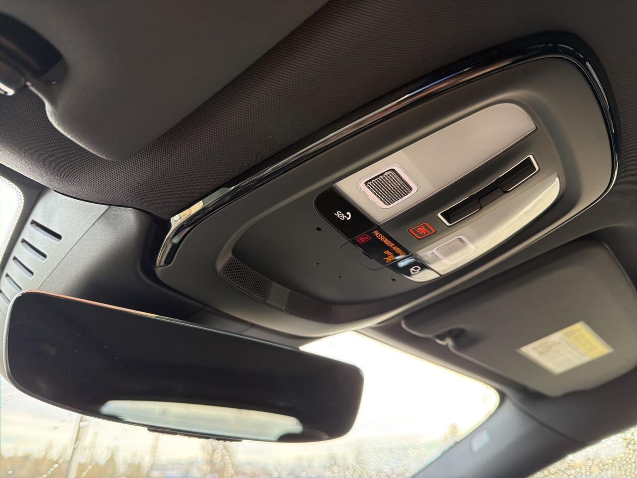 2026 Volvo XC60 B5 Ultra Black Edition Bend OR