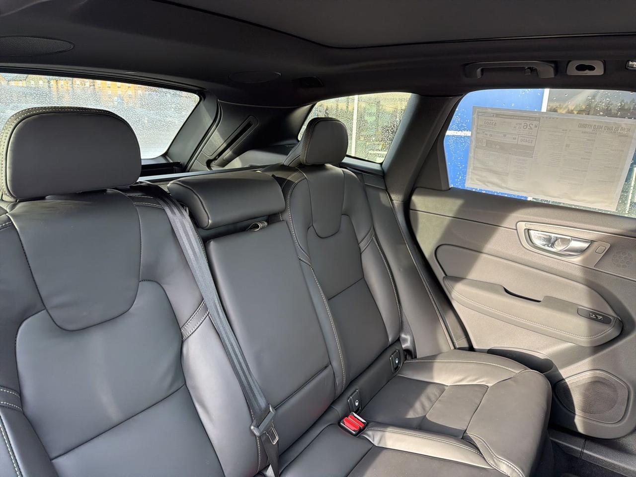 2026 Volvo XC60 B5 Ultra Black Edition Bend OR