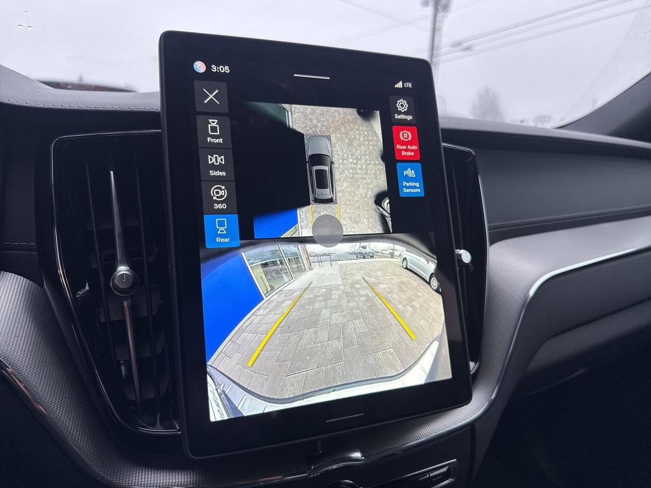 2026 Volvo XC60 B5 Ultra Black Edition Bend OR