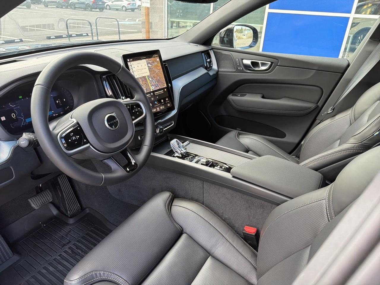 2026 Volvo XC60 B5 Ultra Black Edition Bend OR
