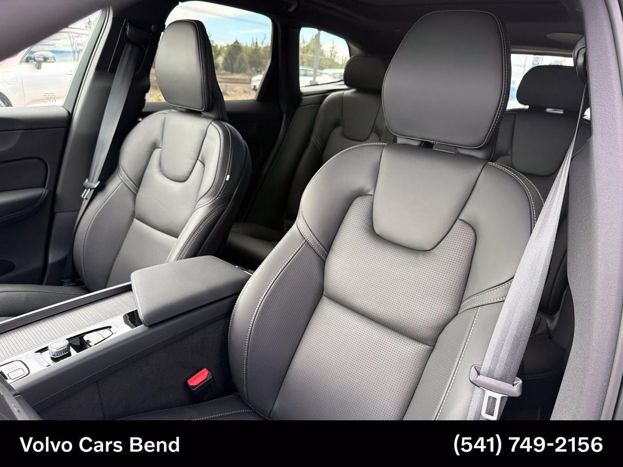 2026 Volvo XC60 B5 Ultra Black Edition Bend OR