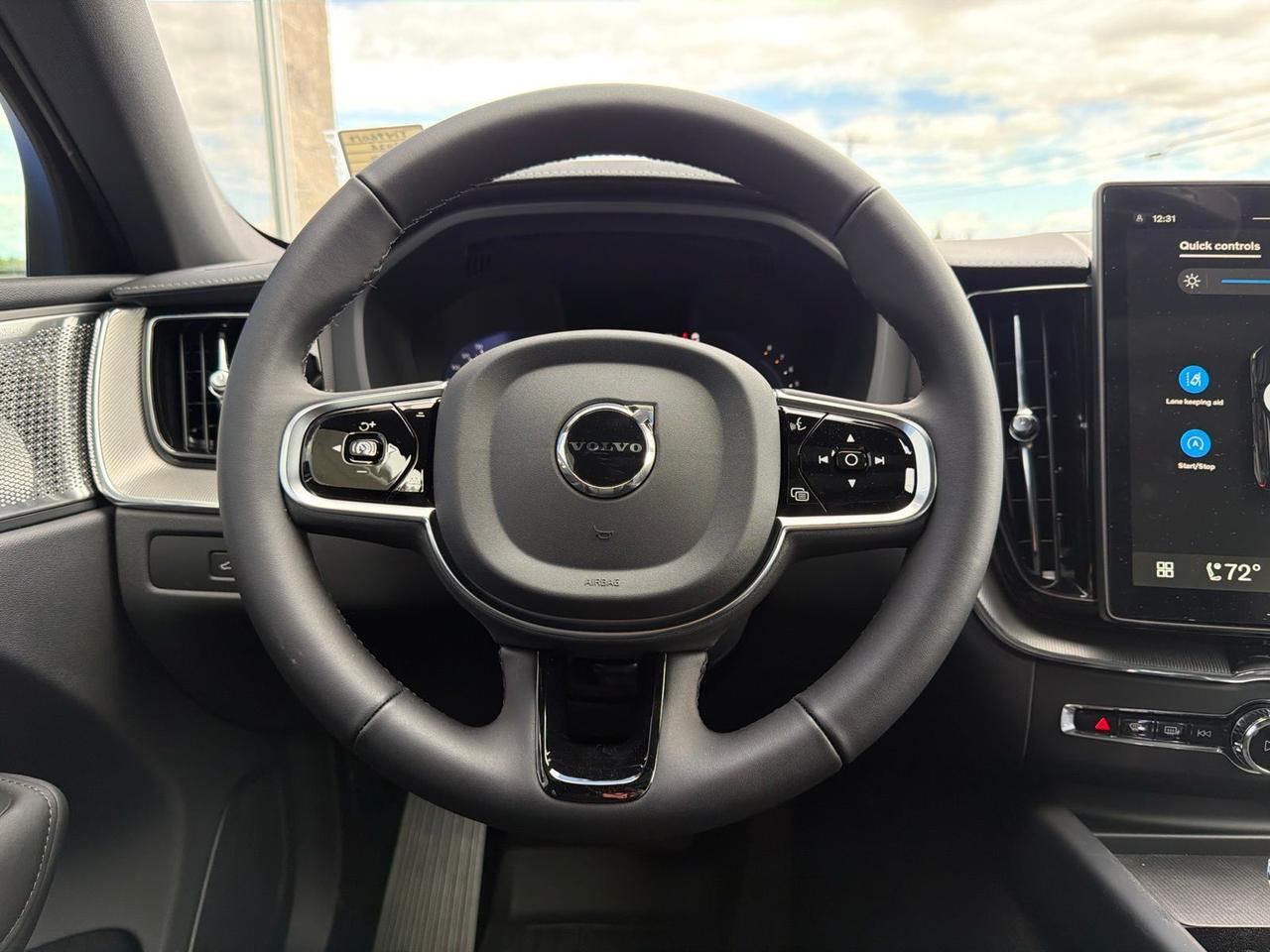 2026 Volvo XC60 B5 Ultra Black Edition Bend OR