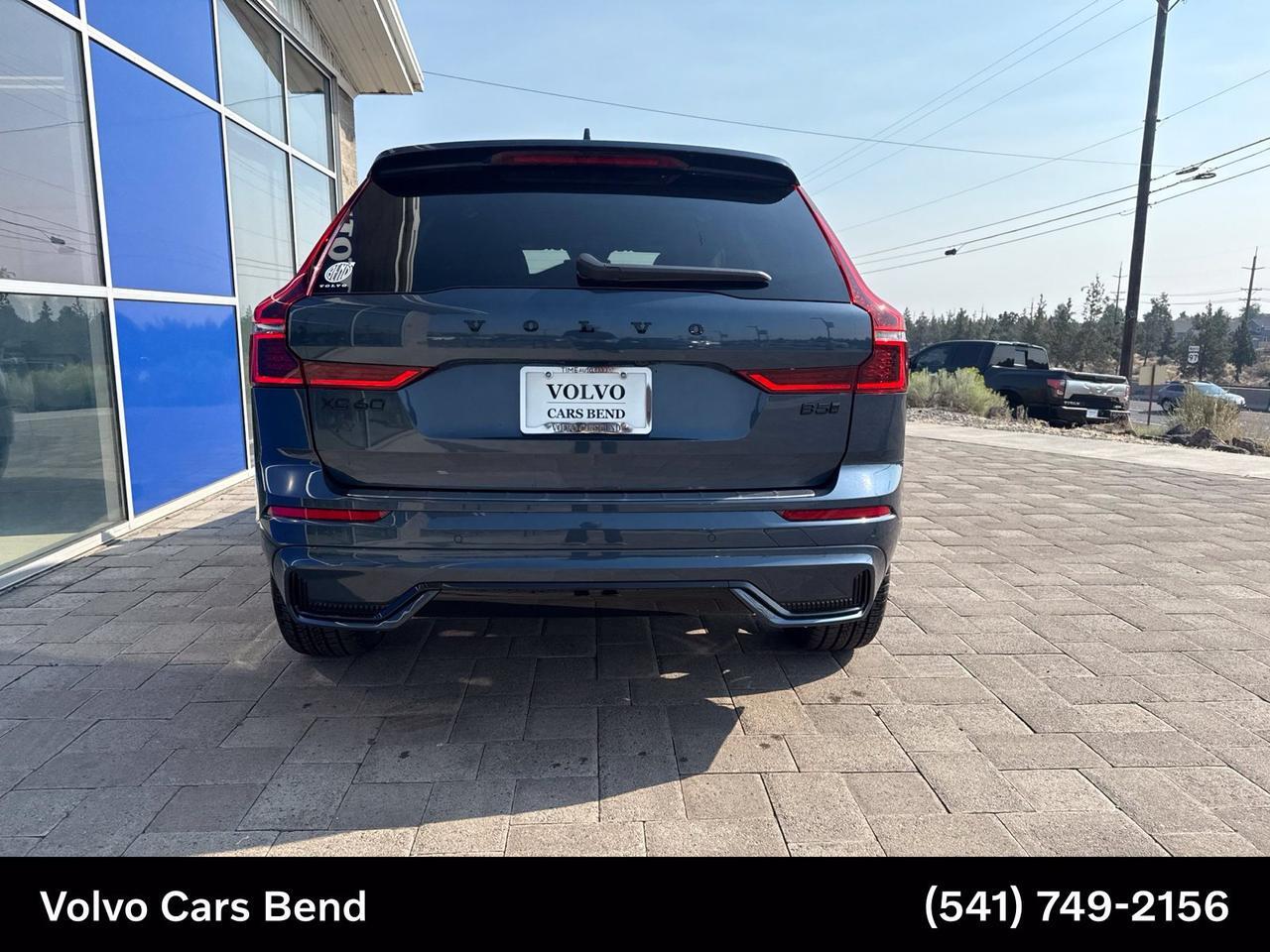 2026 Volvo XC60 B5 Ultra Black Edition Bend OR