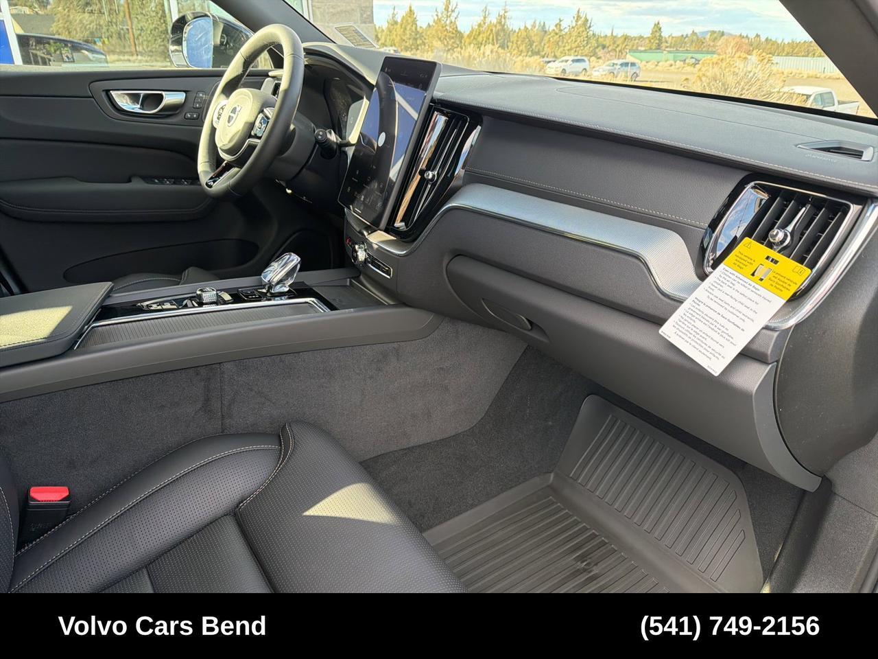 2026 Volvo XC60 B5 Ultra Black Edition Bend OR