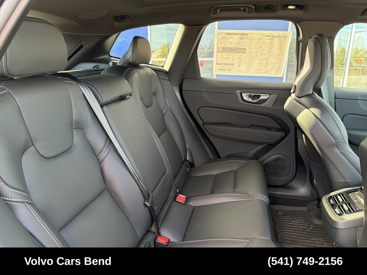 2026 Volvo XC60 B5 Ultra Black Edition Bend OR